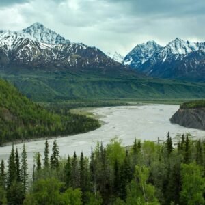 Alaska in September: The Ultimate Guide to Fall Adventures in the Last Frontier