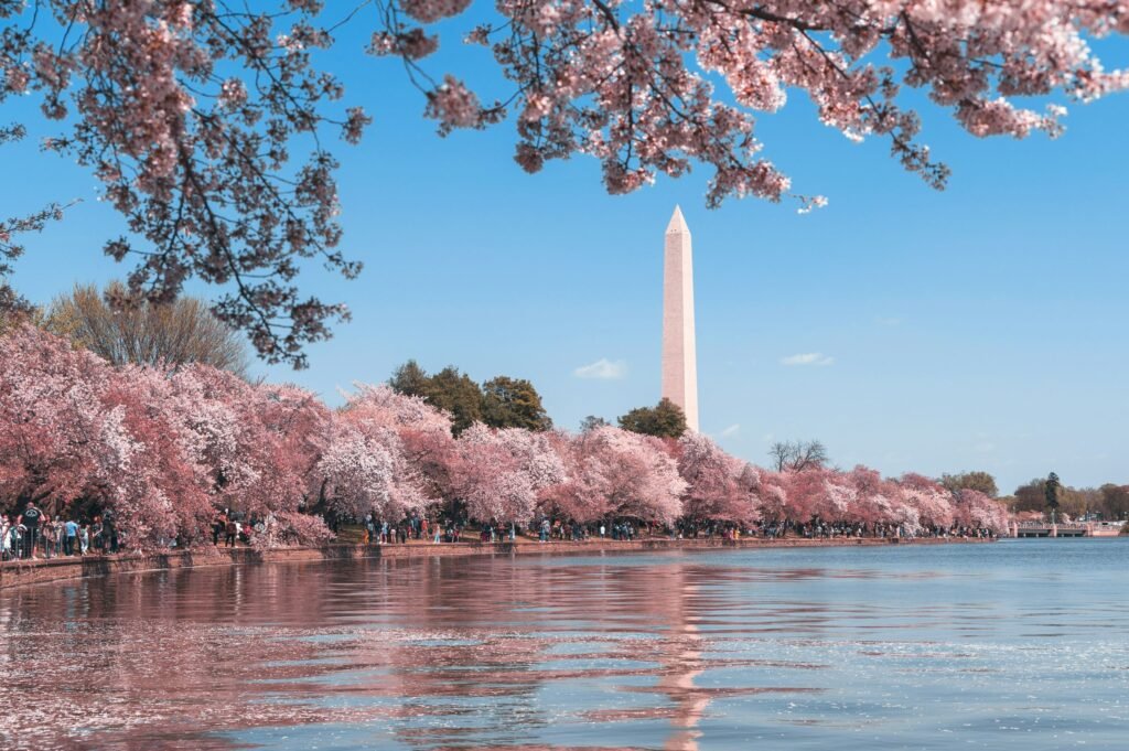 best places to visit in april in usa