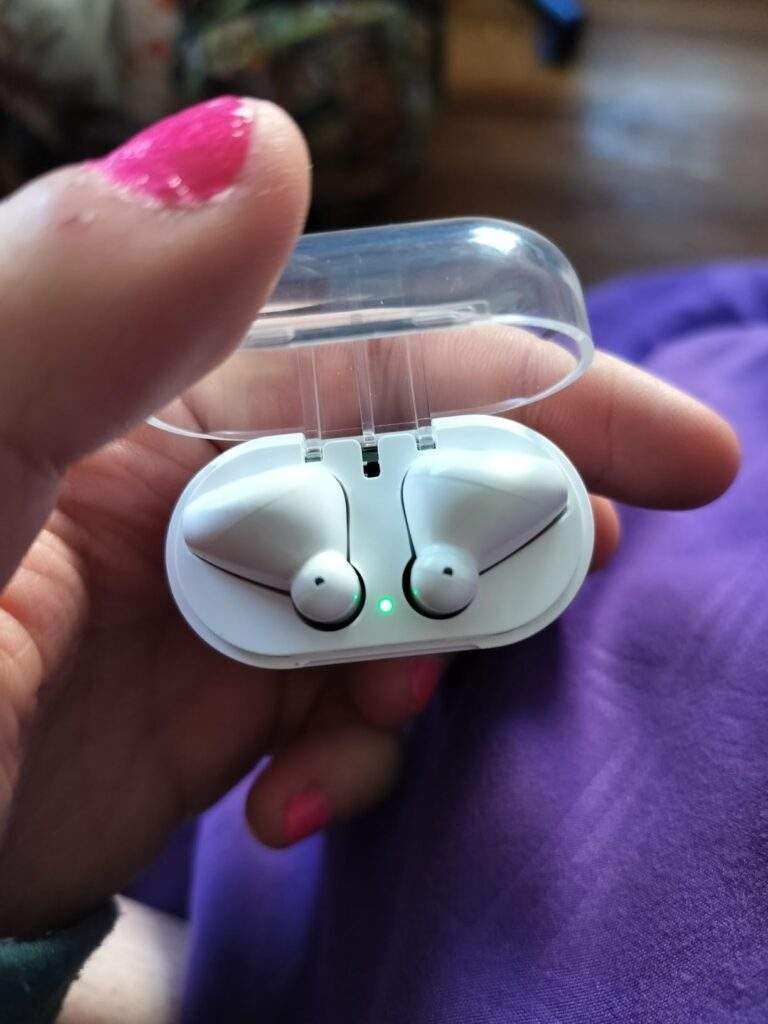 An Honest Review of Onn Wireless Earbuds